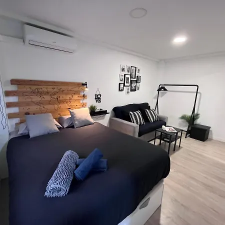 Apartment Miniestudio Close Centre